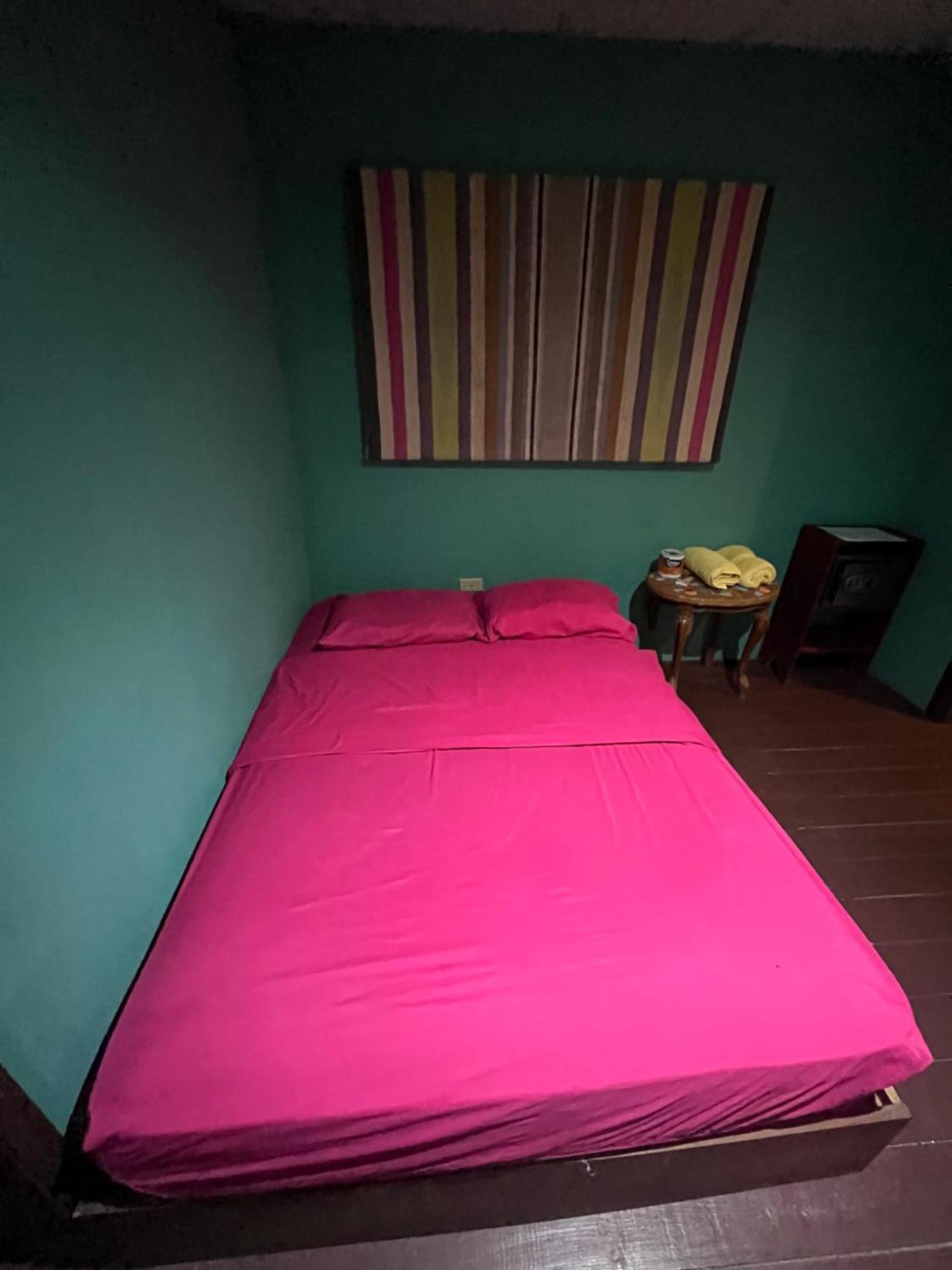 Valerie Emanuel Apartments Бокас Екстер'єр фото